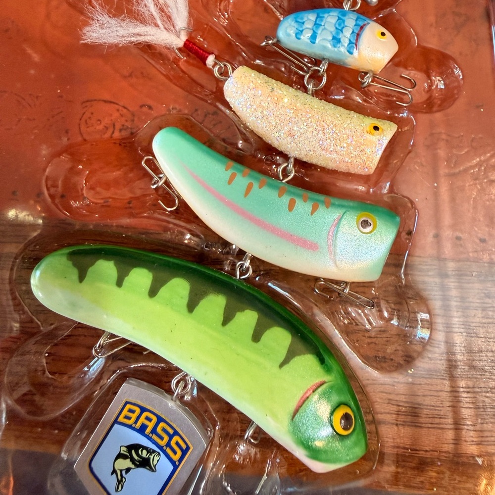 2 Hallmark Keepsake BASS Boat and BASS Lure Ornaments - Picture 6 of 11